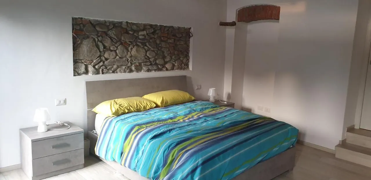 Casa Del Lago Travedona 0*,
